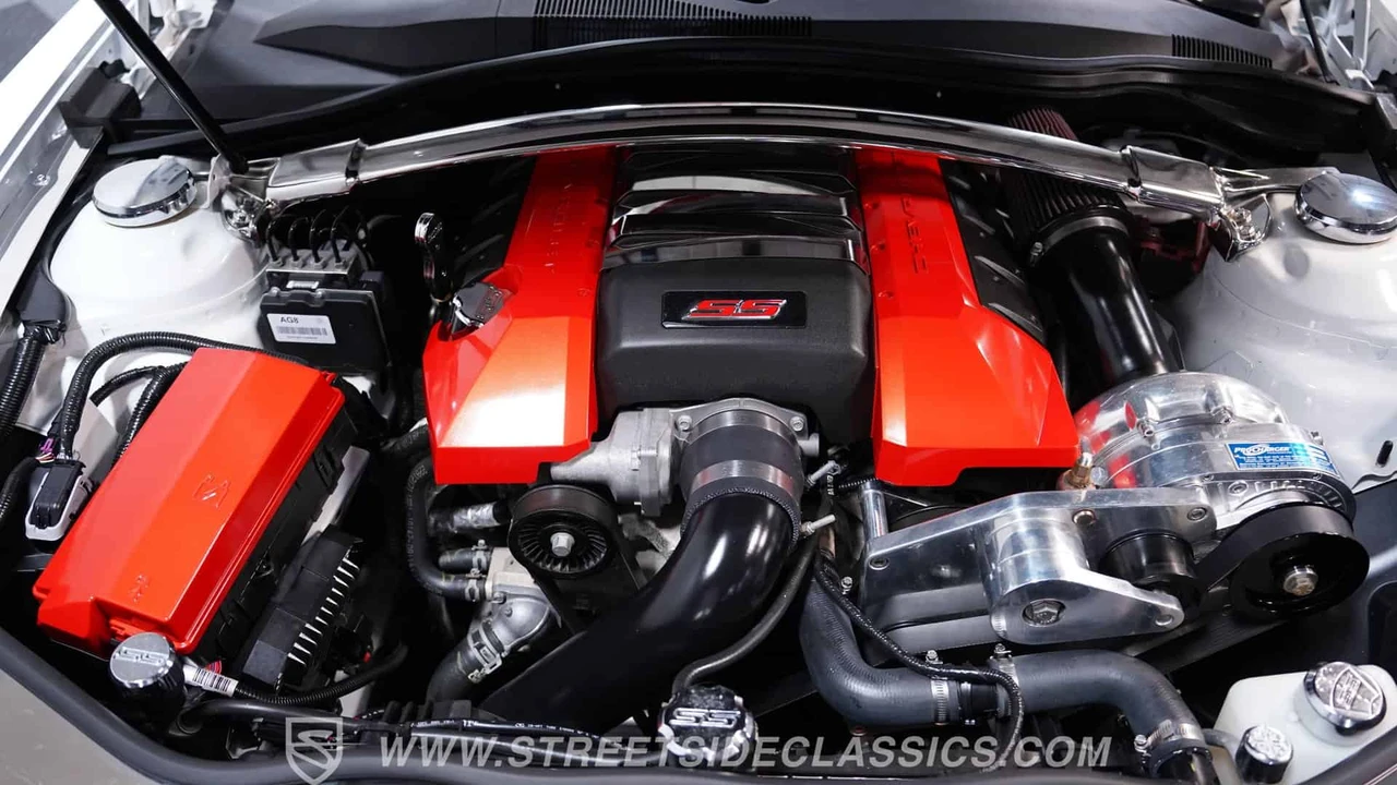 2011 Chevrolet Camaro 5th Gen - Image 3 of 29
