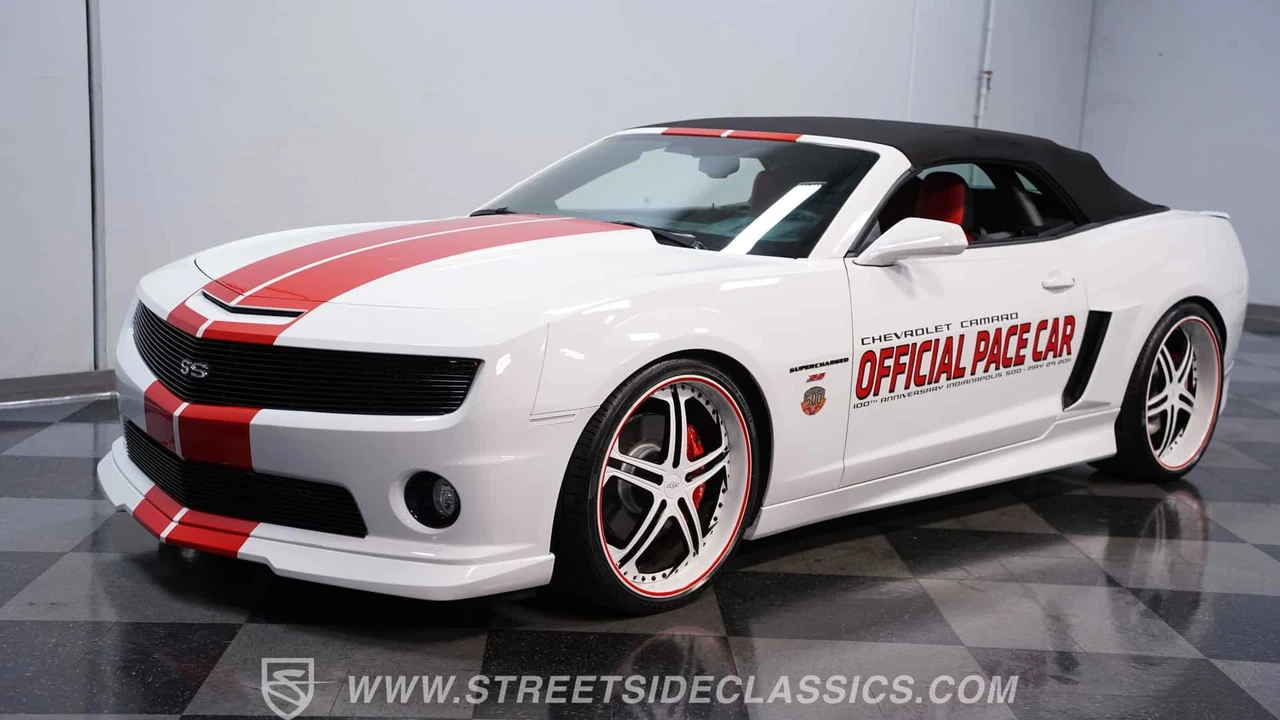 2011 Chevrolet Camaro 5th Gen - Image 5 of 29