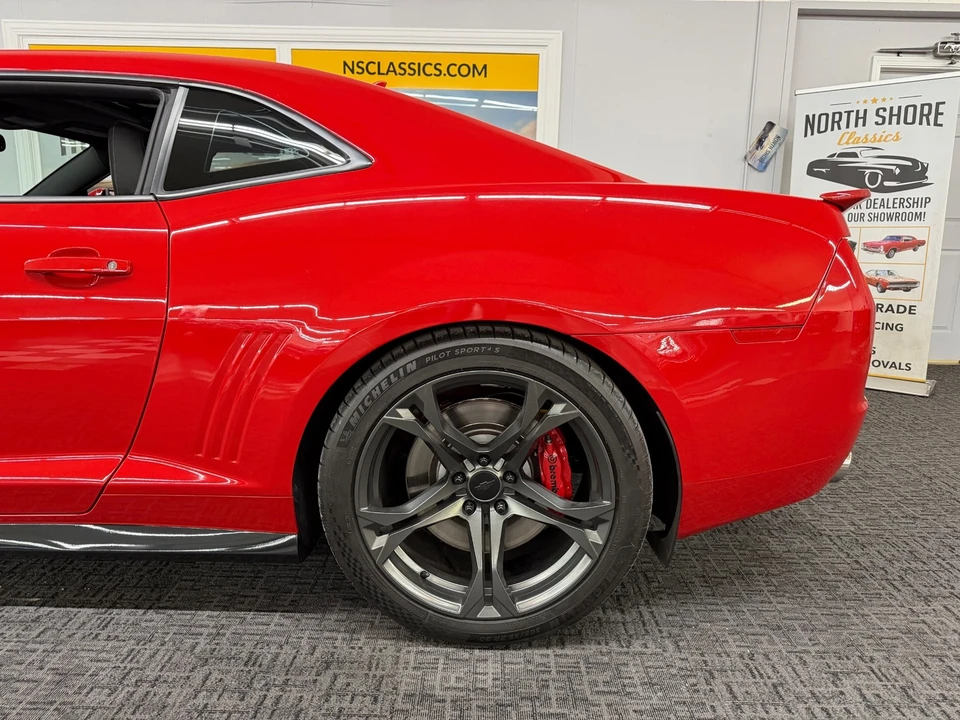 2011 Chevrolet Camaro SS 5th Gen - Image 19 of 31