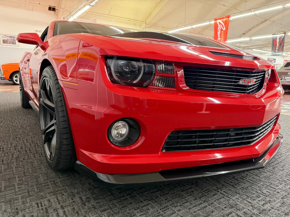 2011 Chevrolet Camaro SS 5th Gen - Image 8 of 31