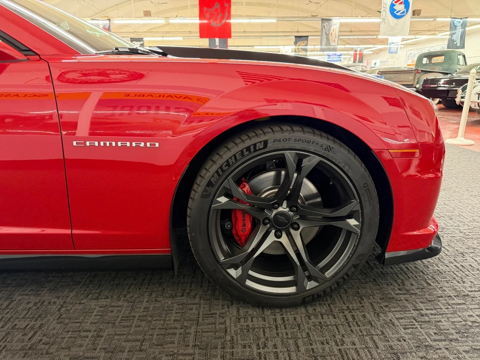 2011 Chevrolet Camaro SS 5th Gen - Image 25 of 31