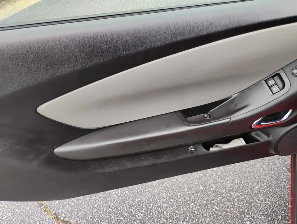 2011 Chevrolet Camaro 5th Gen - Image 11 of 16