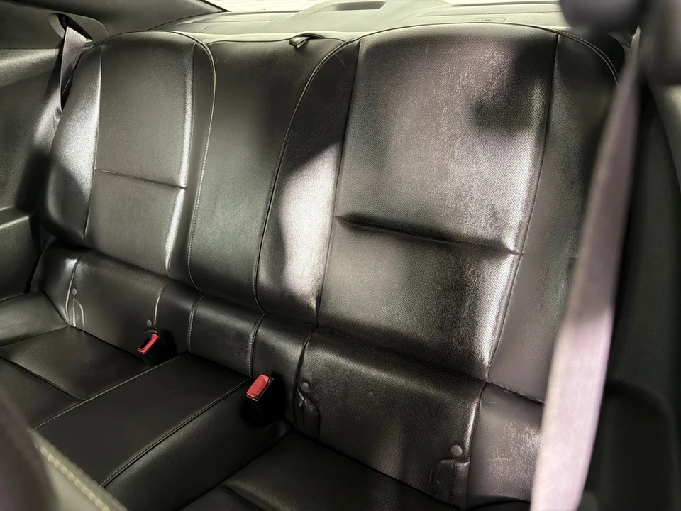 2011 Chevrolet Camaro 5th Gen - Image 18 of 23