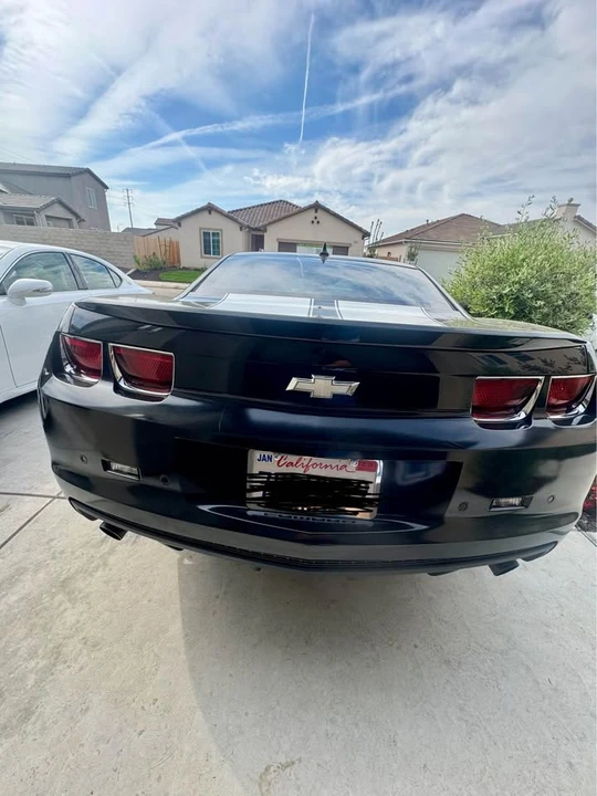 2011 Chevrolet Camaro 5th Gen - Image 2 of 10