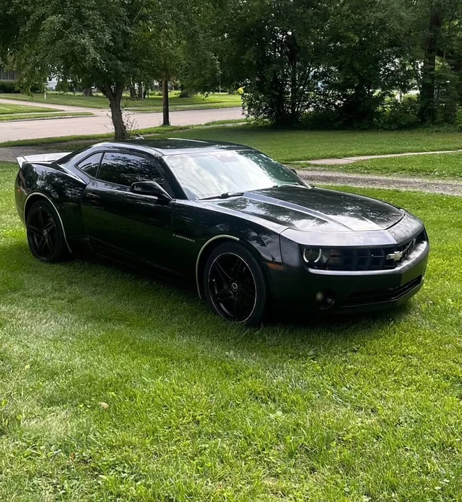 2011 Chevrolet Camaro 5th Gen - Image 2 of 6