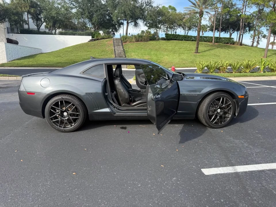 2011 Chevrolet Camaro 5th Gen - Image 6 of 12
