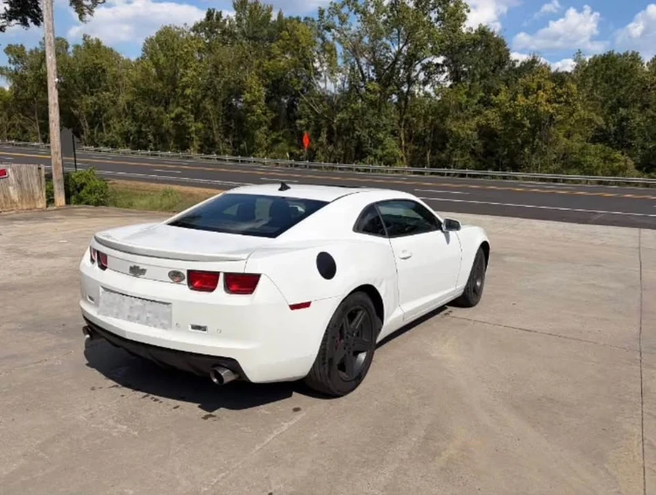 2011 Chevrolet Camaro 5th Gen - Image 4 of 6