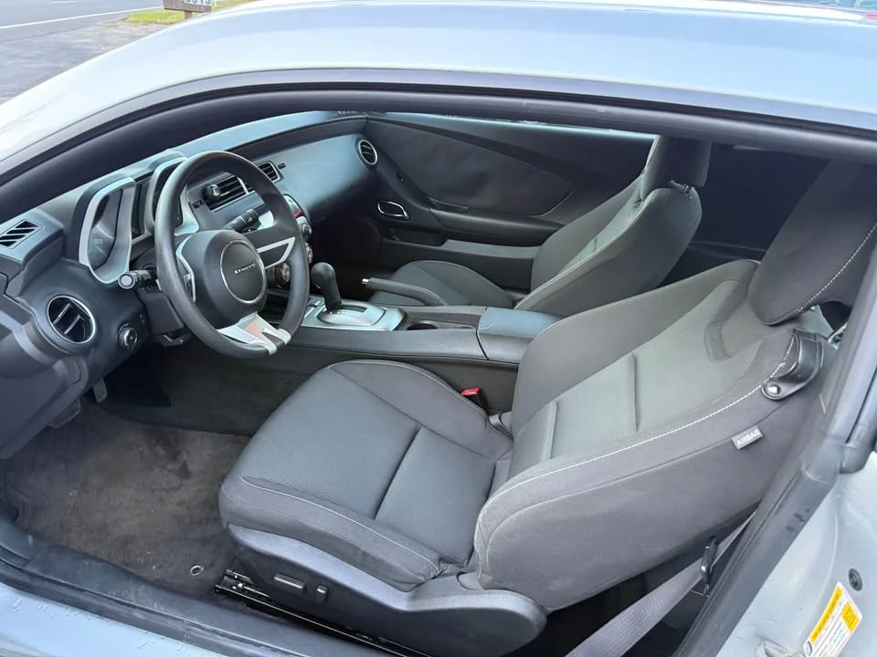 2011 Chevrolet Camaro 5th Gen - Image 11 of 20
