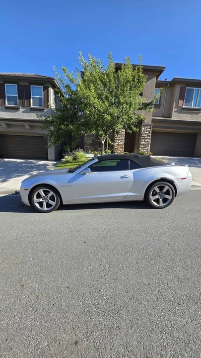 2011 Chevrolet Camaro 5th Gen - Image 2 of 10