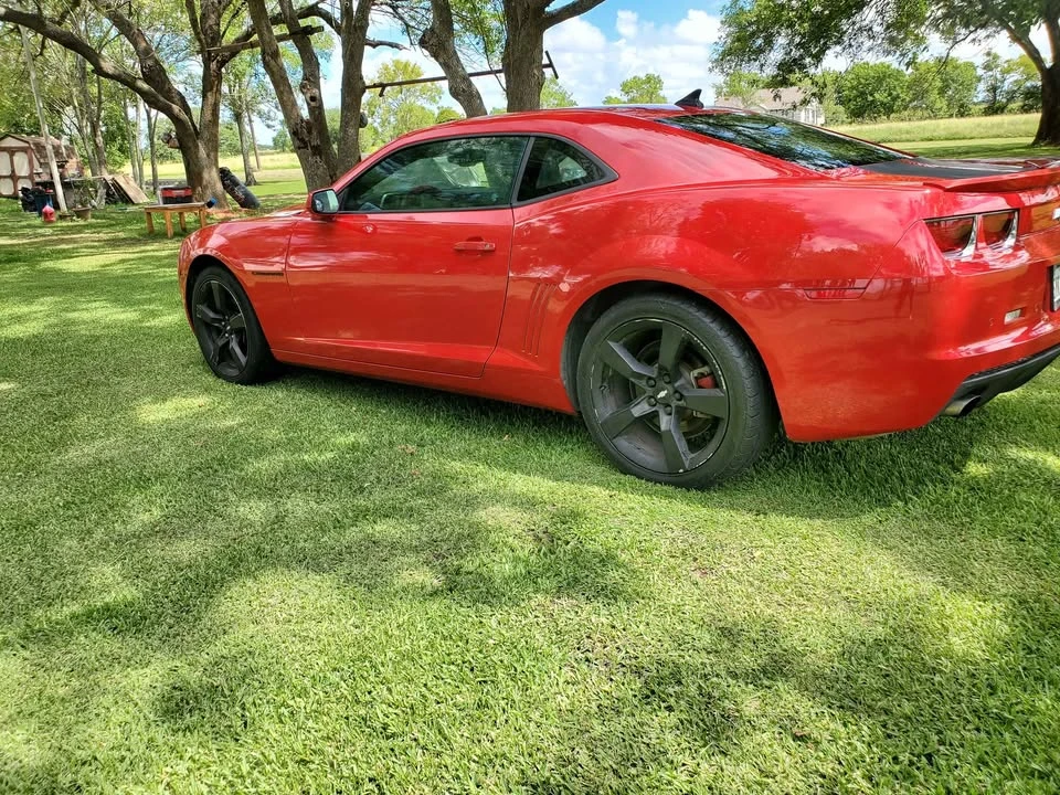 2011 Chevrolet Camaro 5th Gen - Image 12 of 13