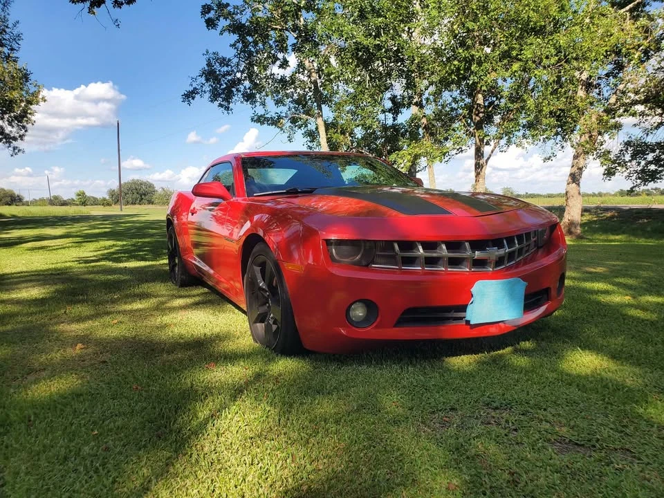 2011 Chevrolet Camaro 5th Gen - Image 2 of 13