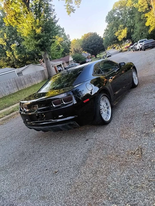 2011 Chevrolet Camaro 5th Gen - Image 5 of 10