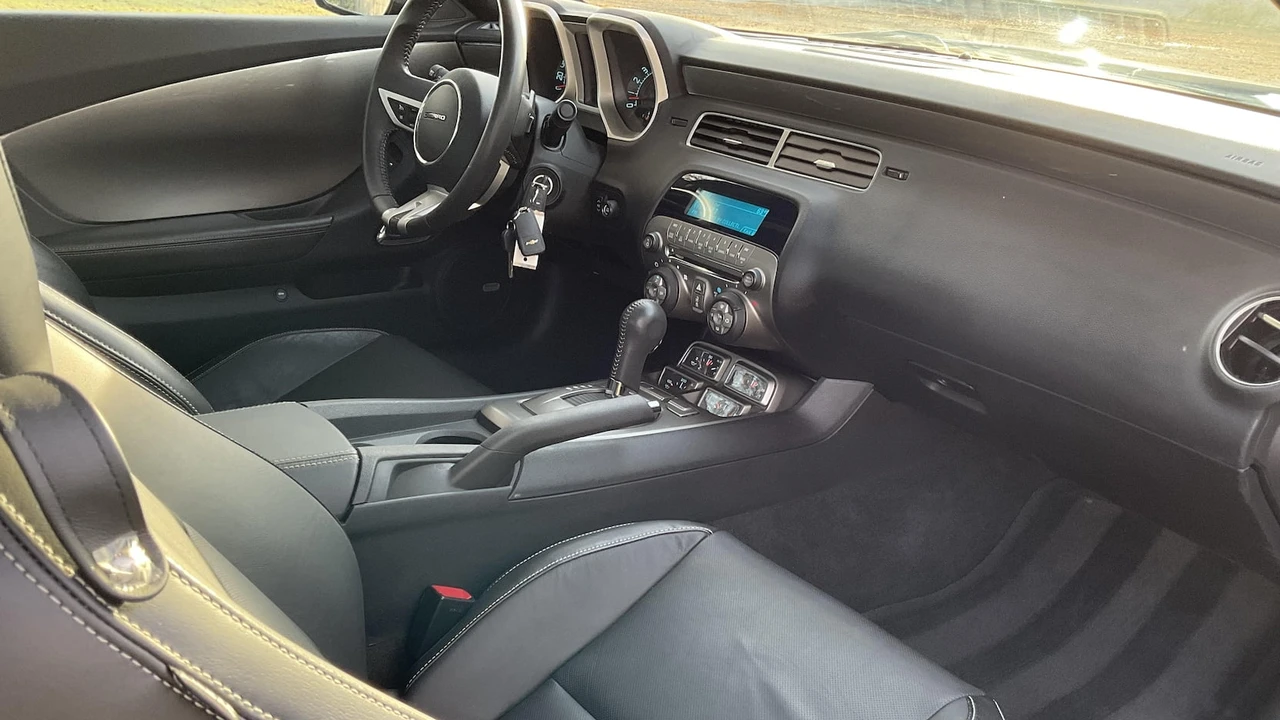 2011 Chevrolet Camaro SS 5th Gen - Image 6 of 12