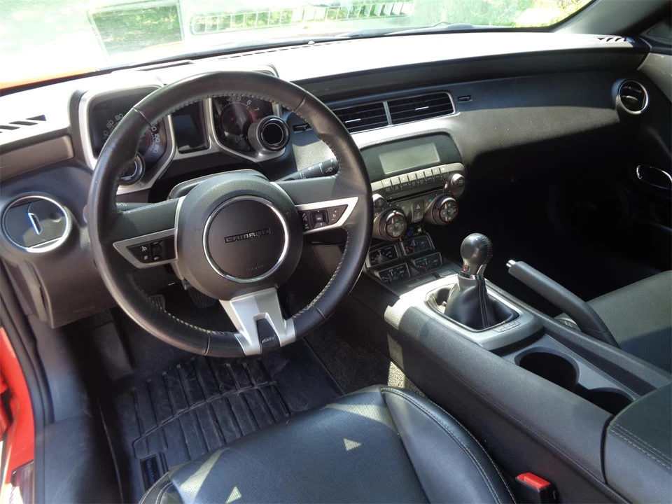 2011 Chevrolet Camaro SS 5th Gen - Image 17 of 31