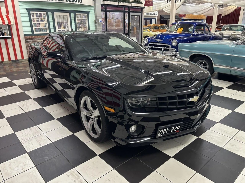 2011 Chevrolet Camaro SS 5th Gen - Image 21 of 31