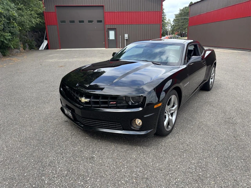 2011 Chevrolet Camaro SS 5th Gen - Image 15 of 31