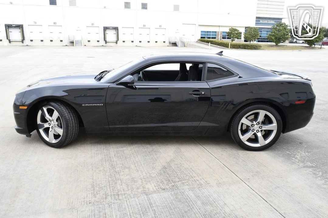 2011 Chevrolet Camaro SS 5th Gen - Image 5 of 12