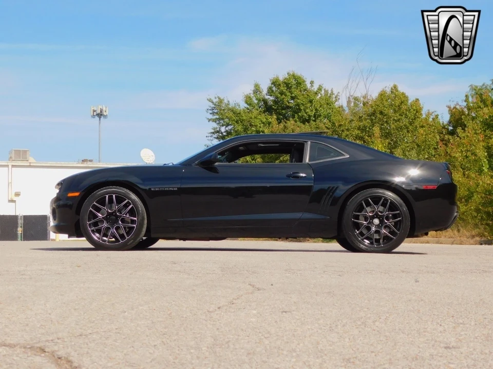 2011 Chevrolet Camaro SS 5th Gen - Image 5 of 12