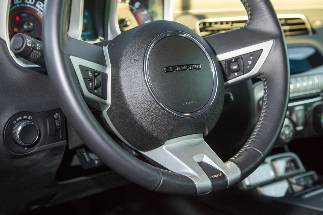 2011 Chevrolet Camaro SS 5th Gen - Image 15 of 28