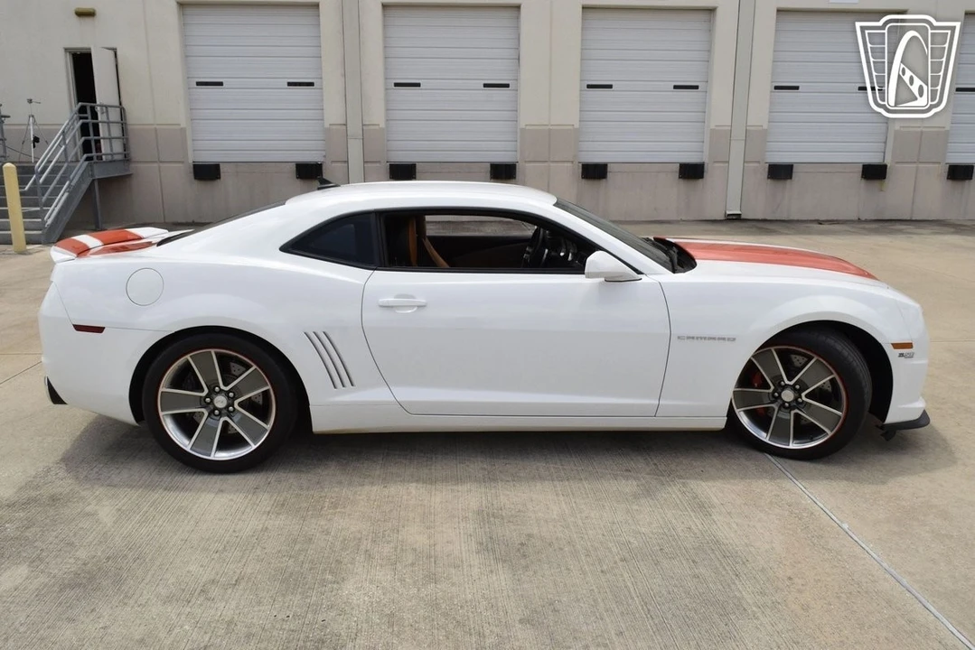 2011 Chevrolet Camaro SS 5th Gen - Image 18 of 21
