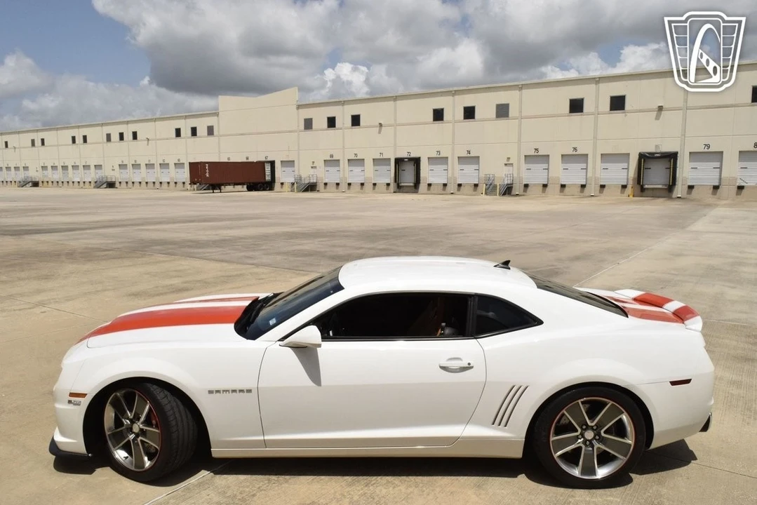 2011 Chevrolet Camaro SS 5th Gen - Image 4 of 12