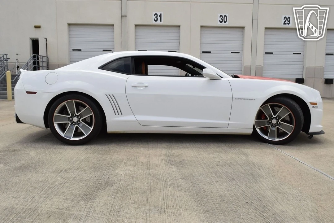 2011 Chevrolet Camaro SS 5th Gen - Image 19 of 21