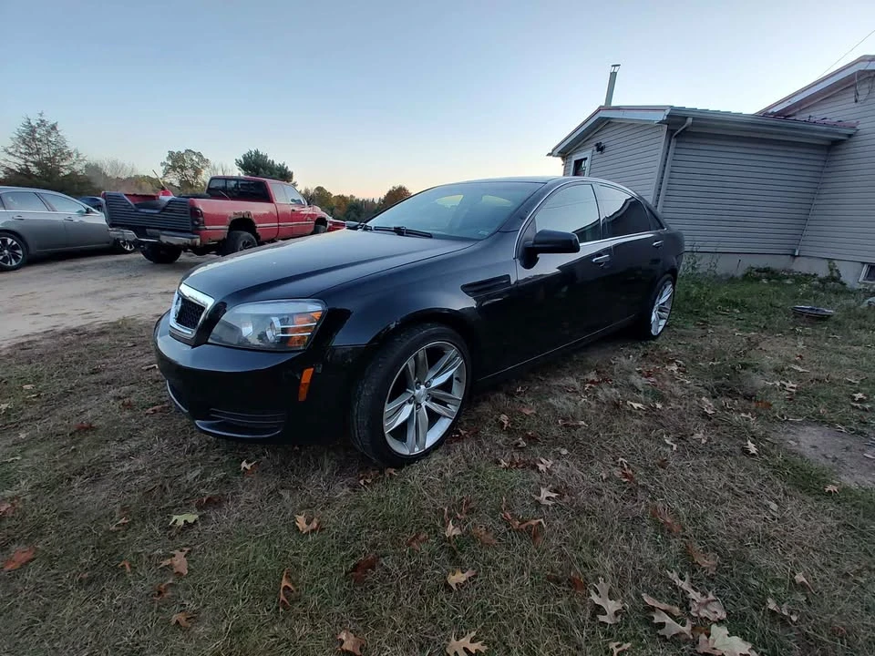 2011 Chevrolet Caprice - Image 2 of 10