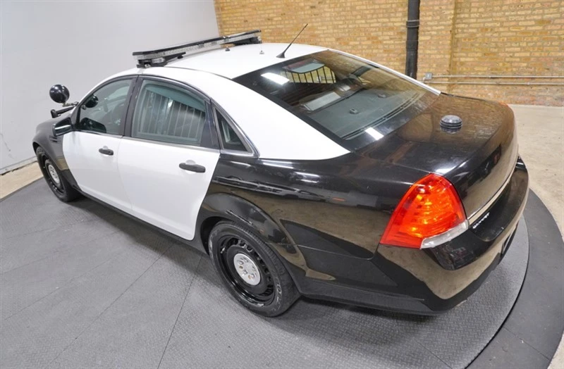 2011 Chevrolet Caprice - Image 18 of 31