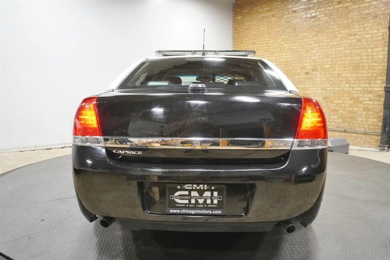 2011 Chevrolet Caprice - Image 15 of 31