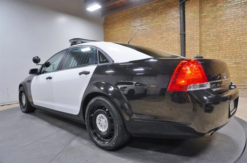 2011 Chevrolet Caprice - Image 17 of 31