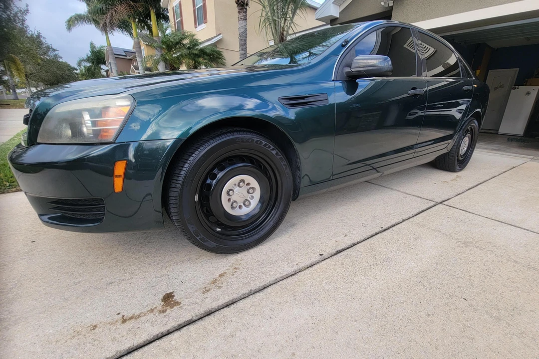 2011 Chevrolet Caprice - Image 10 of 31