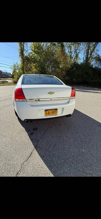 2011 Chevrolet Caprice - Image 4 of 19