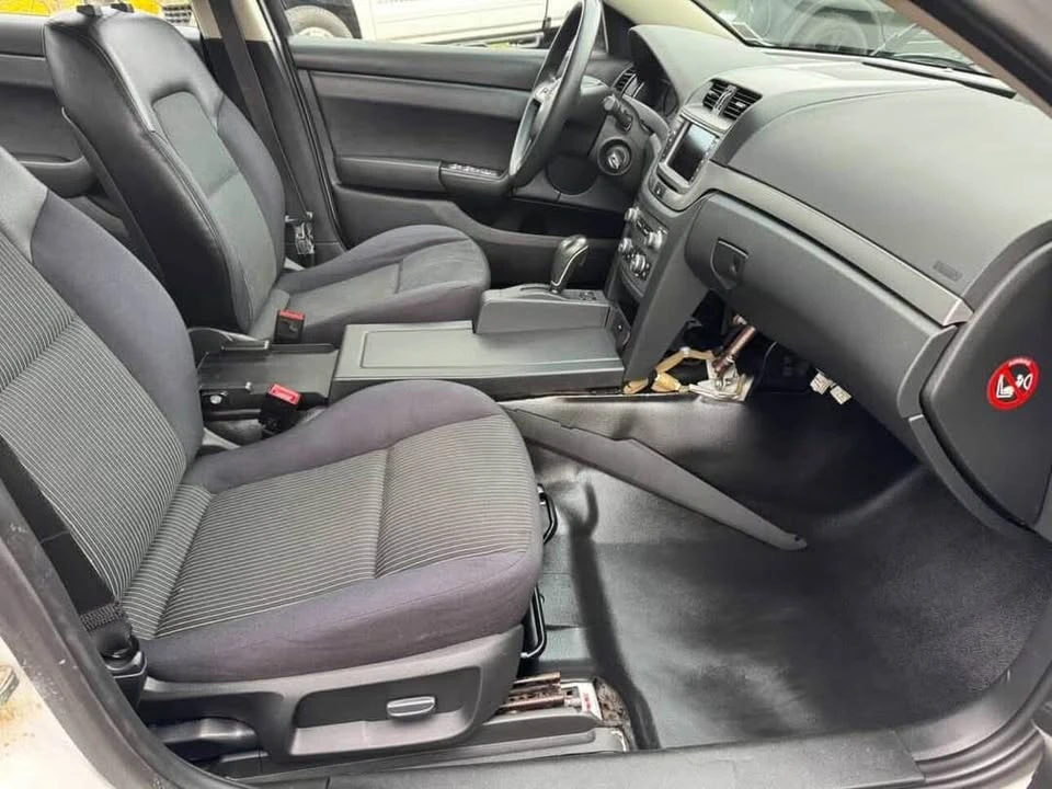 2011 Chevrolet Caprice - Image 13 of 19