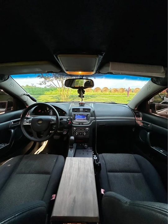 2011 Chevrolet Caprice - Image 3 of 10