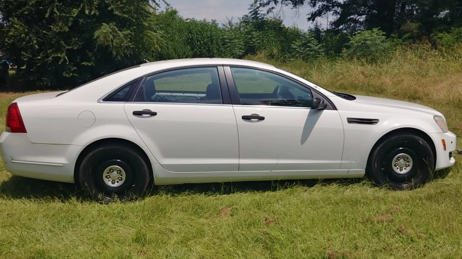2011 Chevrolet Caprice - Image 2 of 10