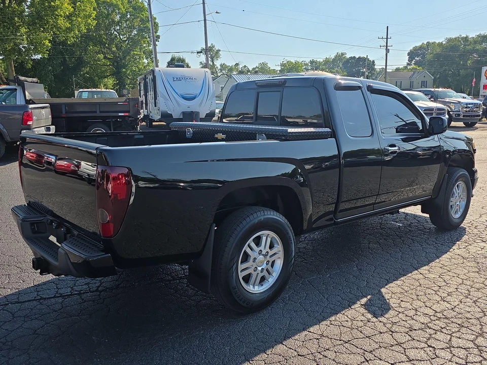 2011 Chevrolet Colorado 1st Gen - Image 2 of 31