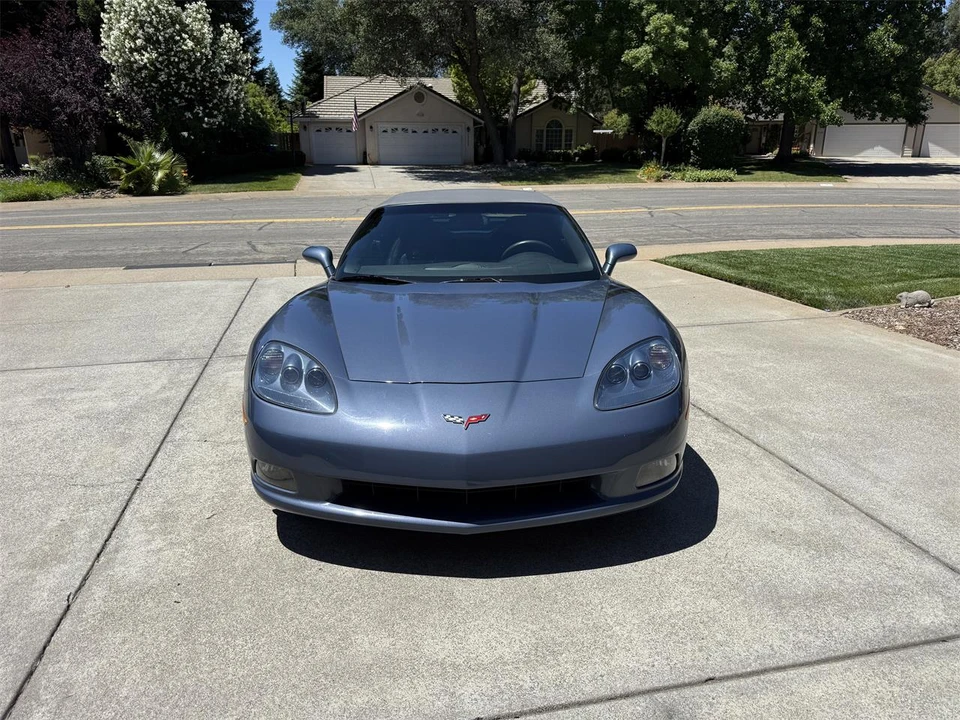 2011 Chevrolet Corvette C6 - Image 6 of 31