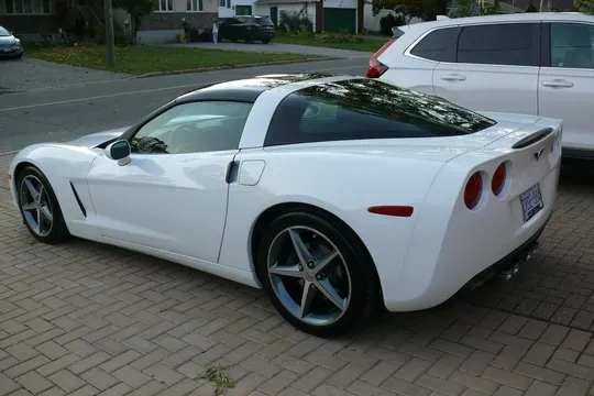 2011 Chevrolet Corvette C6 - Image 3 of 9