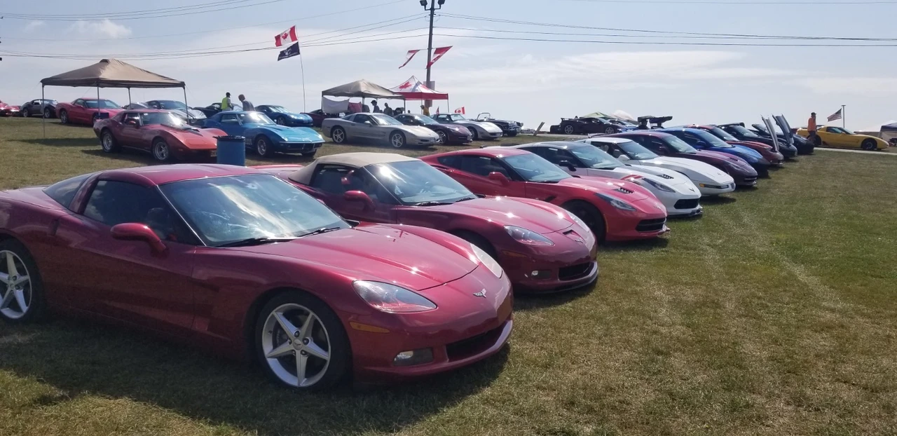 2011 Chevrolet Corvette C6 - Image 7 of 16