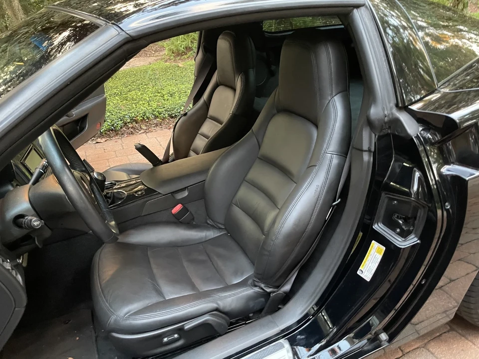 2011 Chevrolet Corvette C6 - Image 10 of 21