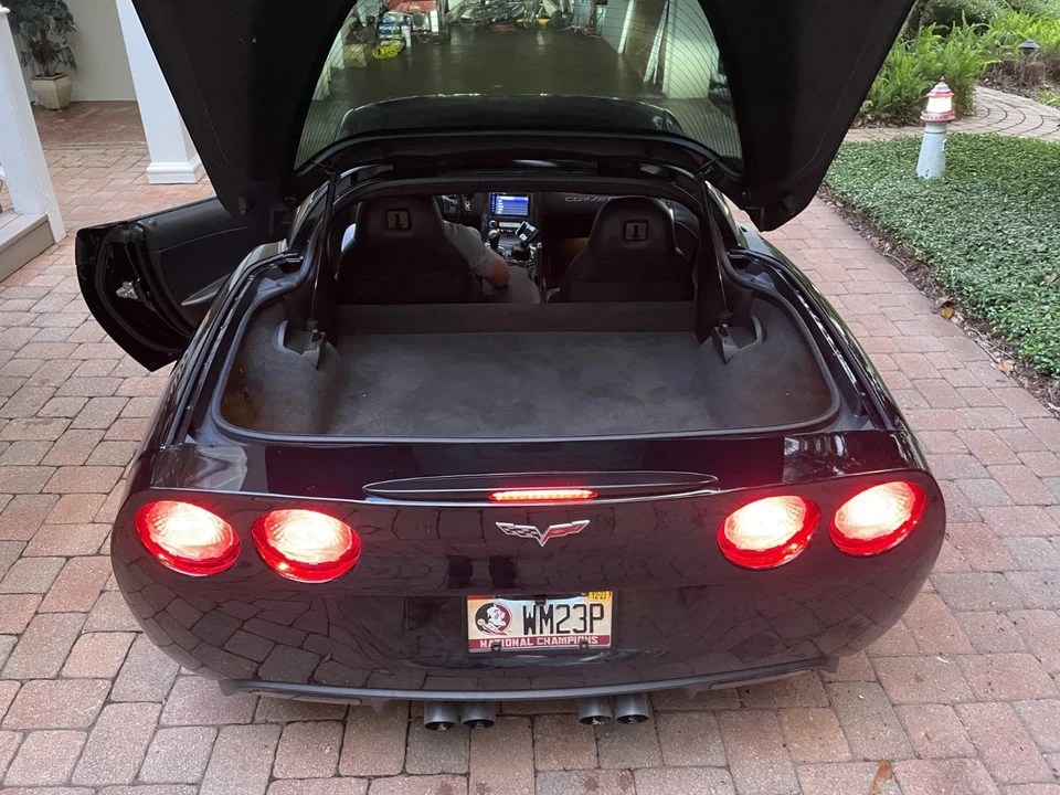 2011 Chevrolet Corvette C6 - Image 6 of 21
