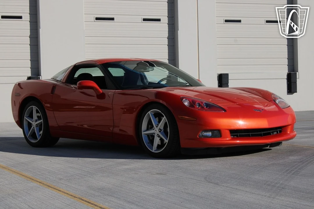 2011 Chevrolet Corvette C6 - Image 6 of 12
