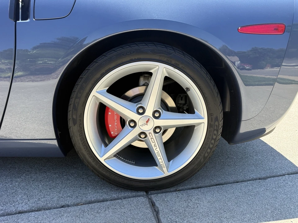 2011 Chevrolet Corvette C6 - Image 30 of 31