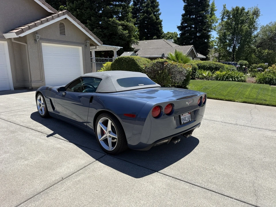 2011 Chevrolet Corvette C6 - Image 8 of 31