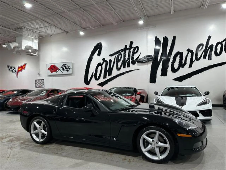 2011 Chevrolet Corvette C6 - Image 24 of 27