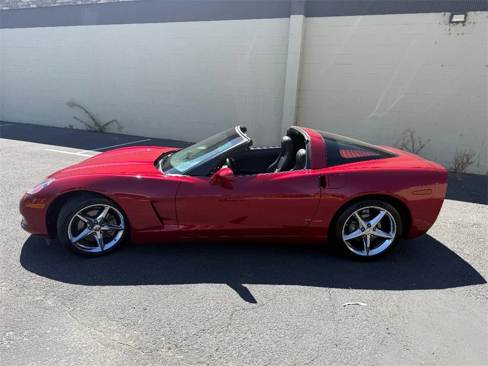 2011 Chevrolet Corvette C6 - Image 6 of 21