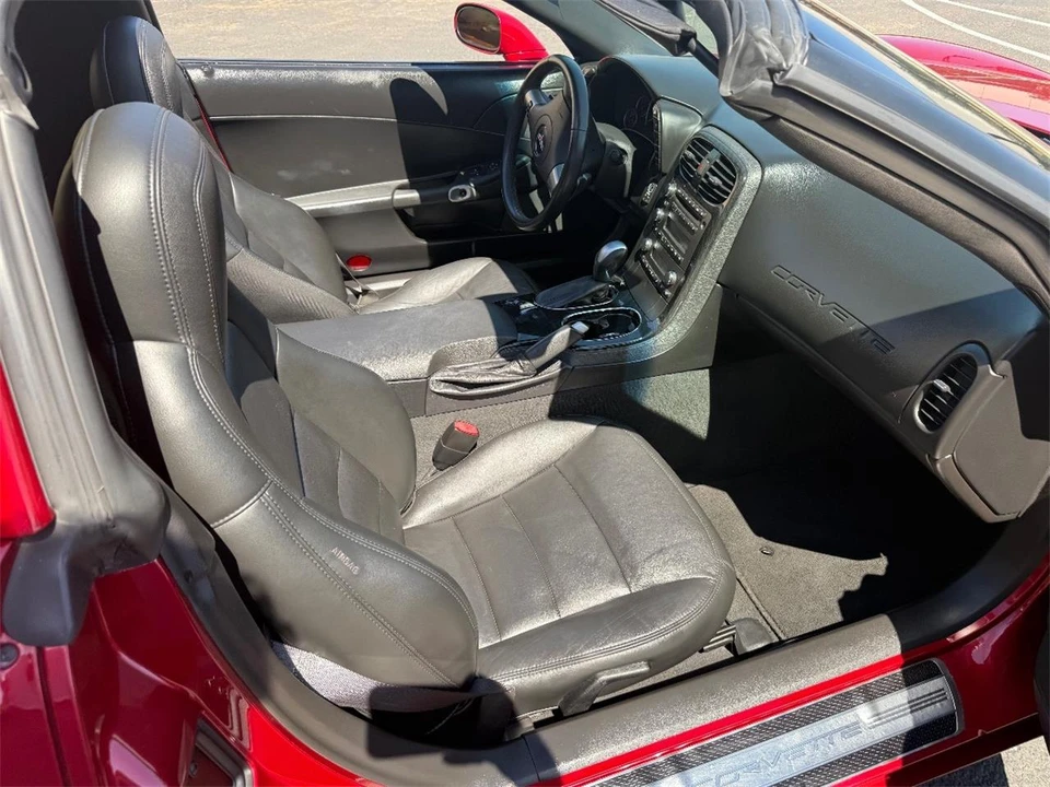 2011 Chevrolet Corvette C6 - Image 14 of 21