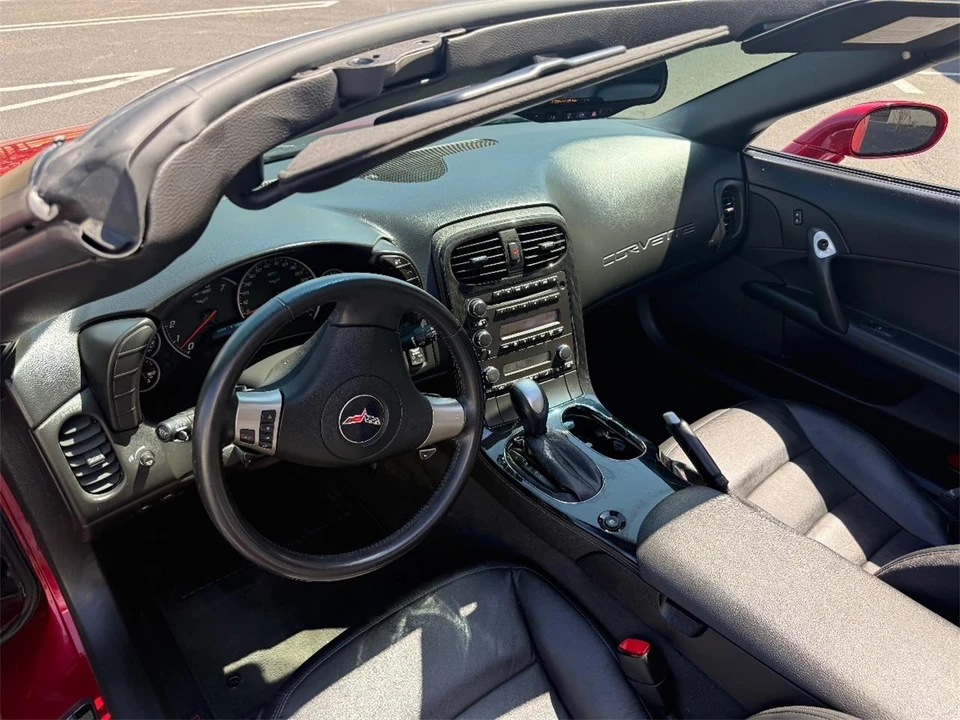 2011 Chevrolet Corvette C6 - Image 12 of 21