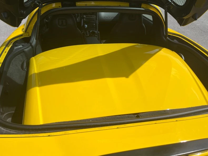 2011 Chevrolet Corvette C6 - Image 2 of 8