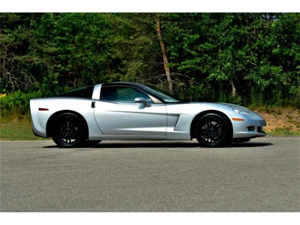 2011 Chevrolet Corvette C6 - Image 21 of 31